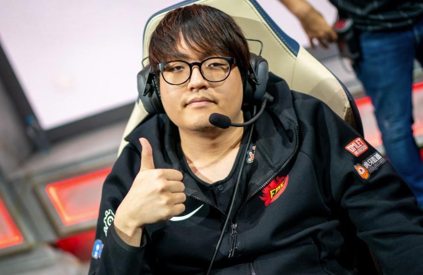 五月天婷婷缴情五月免费观看